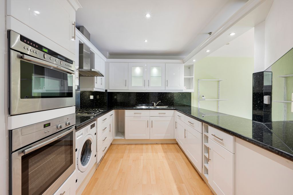 Property photo 2 of 13 Kitchen