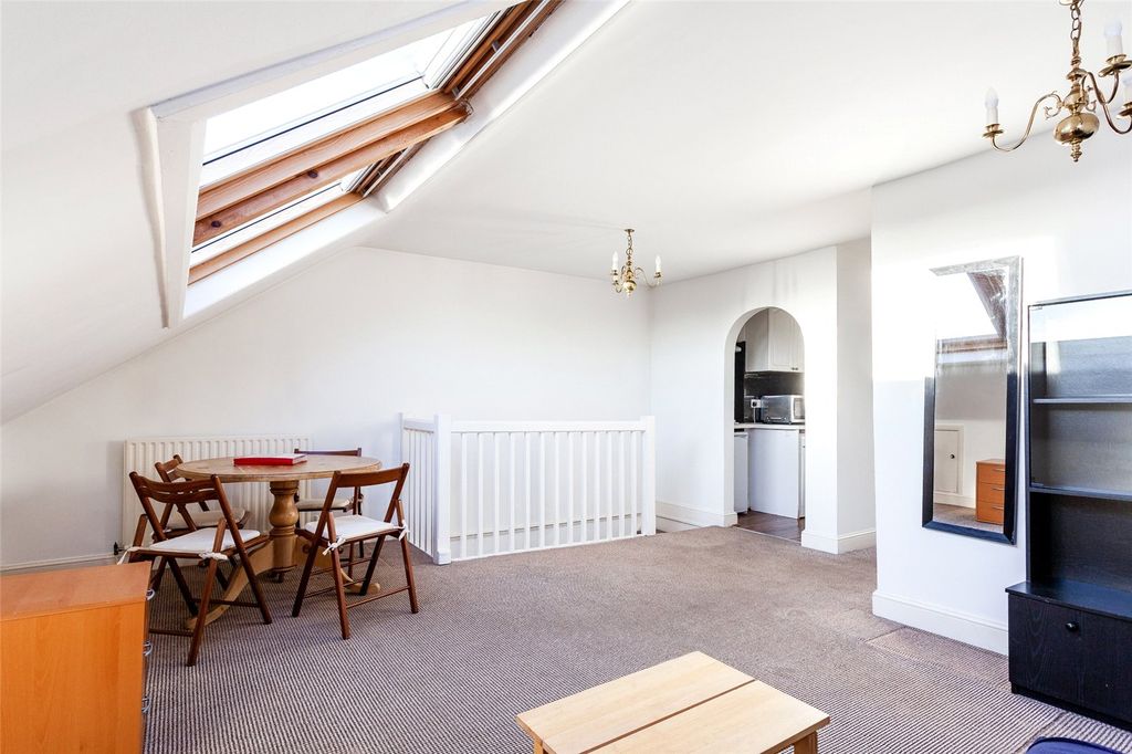 Property photo 3 of 8 Imported Image