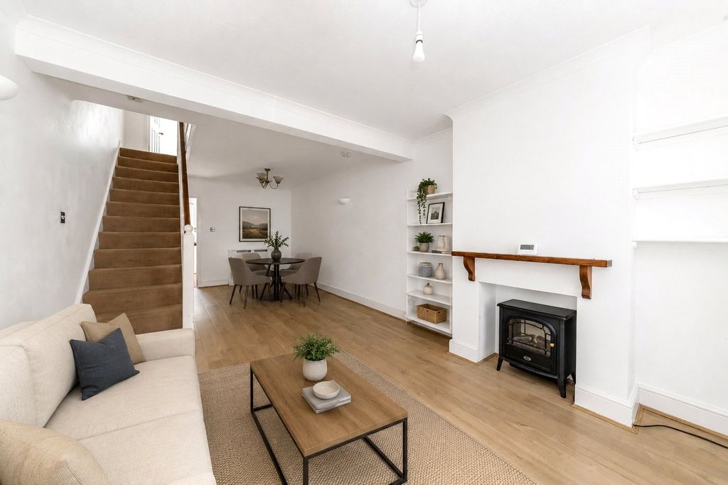 Property photo 2 of 10 Picture No. 08