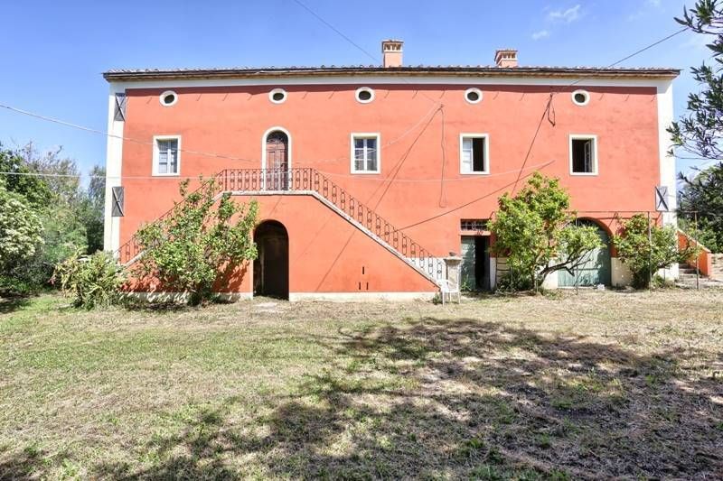 Property photo 3 of 18