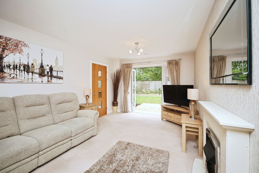 Property photo 3 of 17
