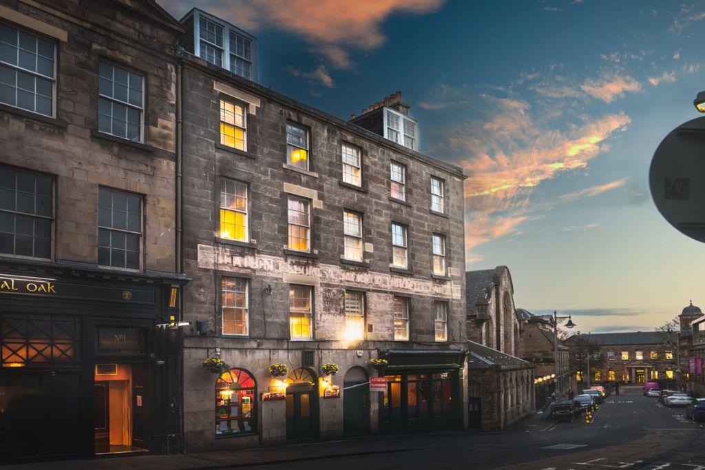 Property photo 3 of 10 Picture 3