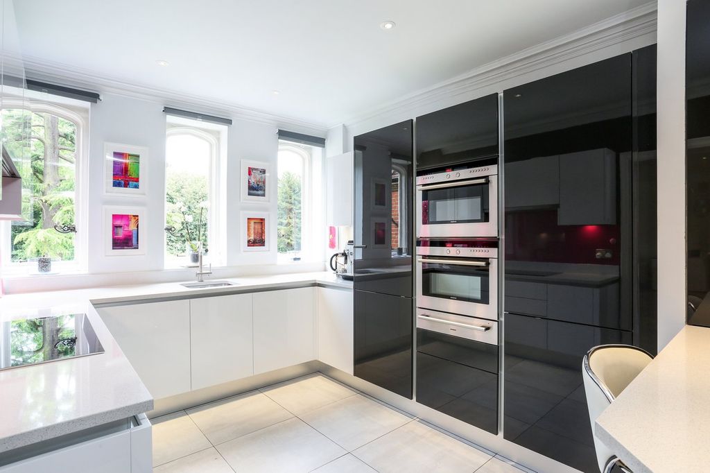 Additional image 6 of 2 bed flat for saleIslet Park, Maidenhead SL6