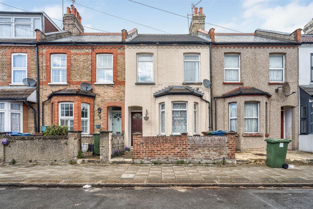 Property photo 1 of 11 8.Jpg