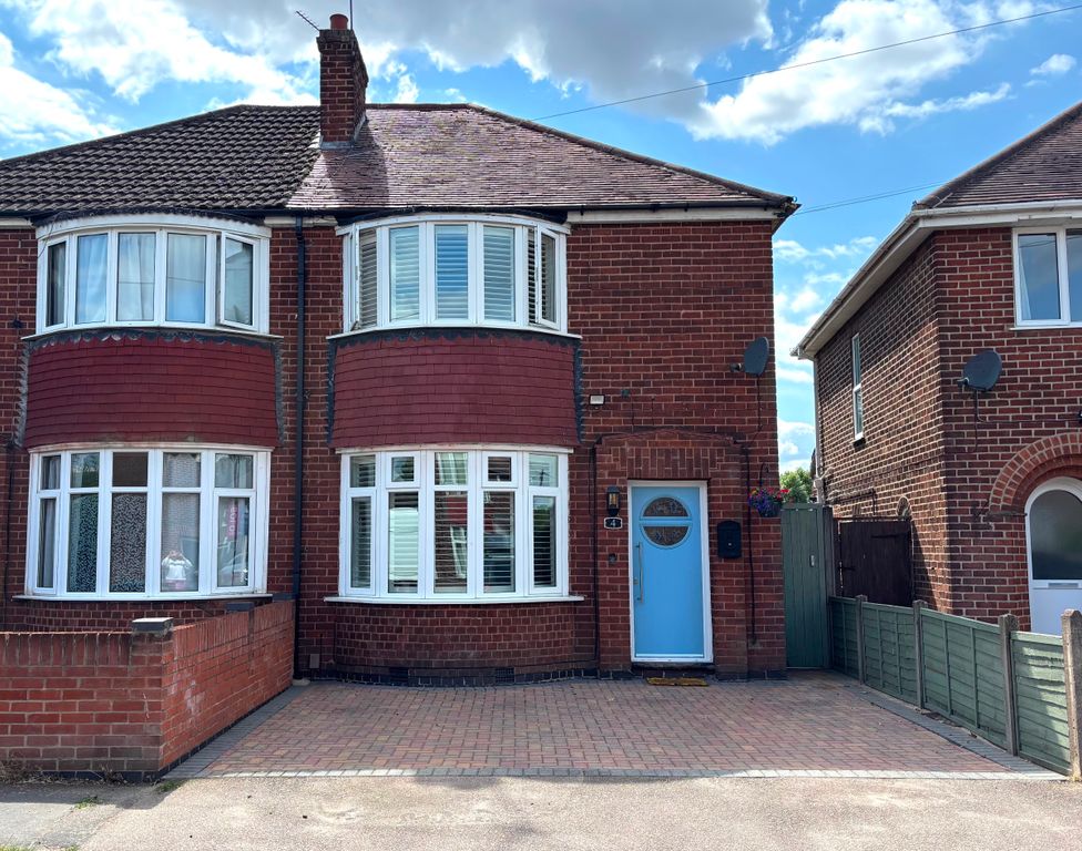 Property photo 2 of 31