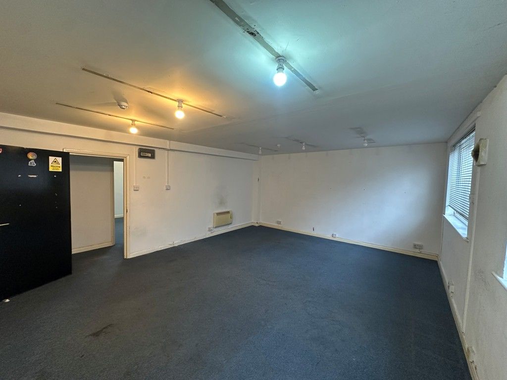 Property photo 2 of 6 Photo 2