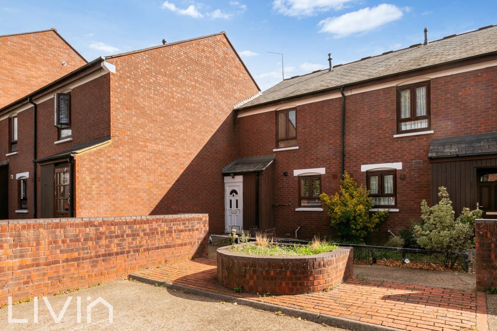 Property photo 1 of 10 1