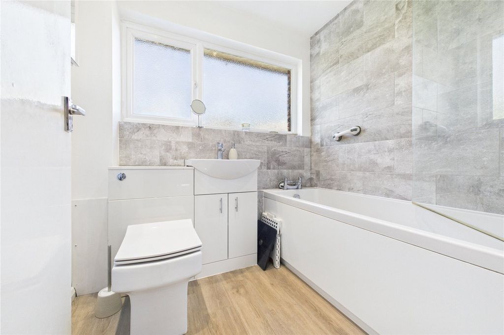 Property photo 2 of 13 Bathroom