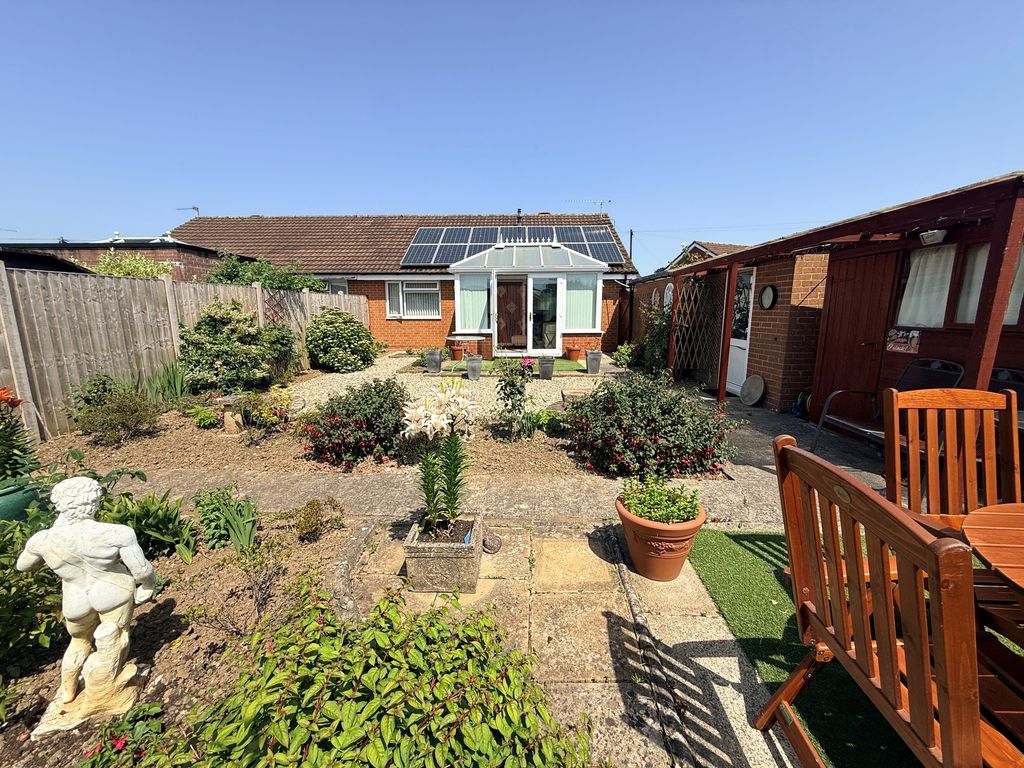 Property photo 2 of 18 Rear Garden-Angle 4
