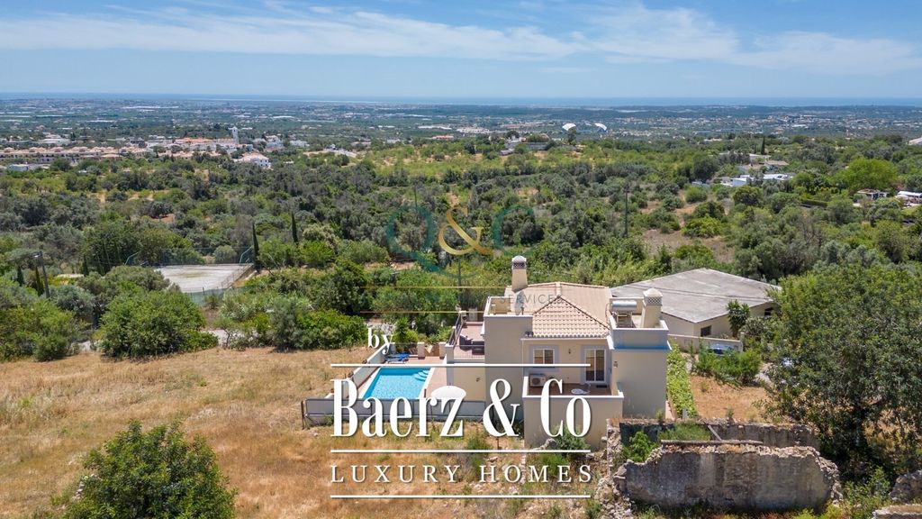 Property photo 2 of 35