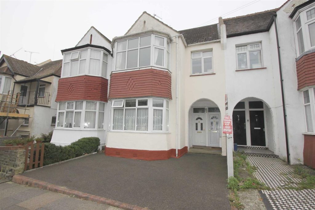 Property photo 1 of 5