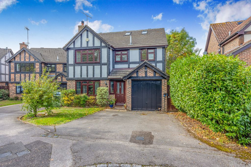 Property photo 1 of 24