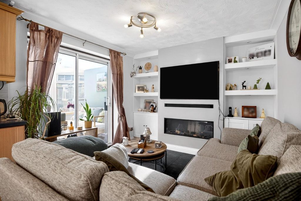 Property photo 2 of 19 Img_4724.Jpg