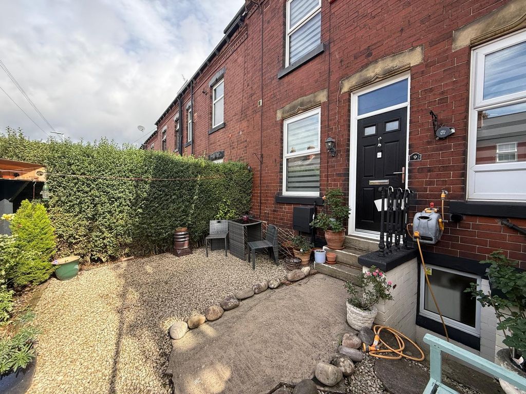 Property photo 1 of 13 Picture No. 02
