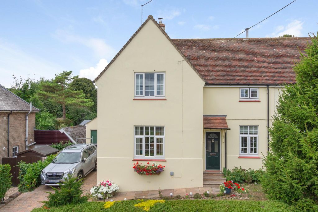 Property photo 1 of 27