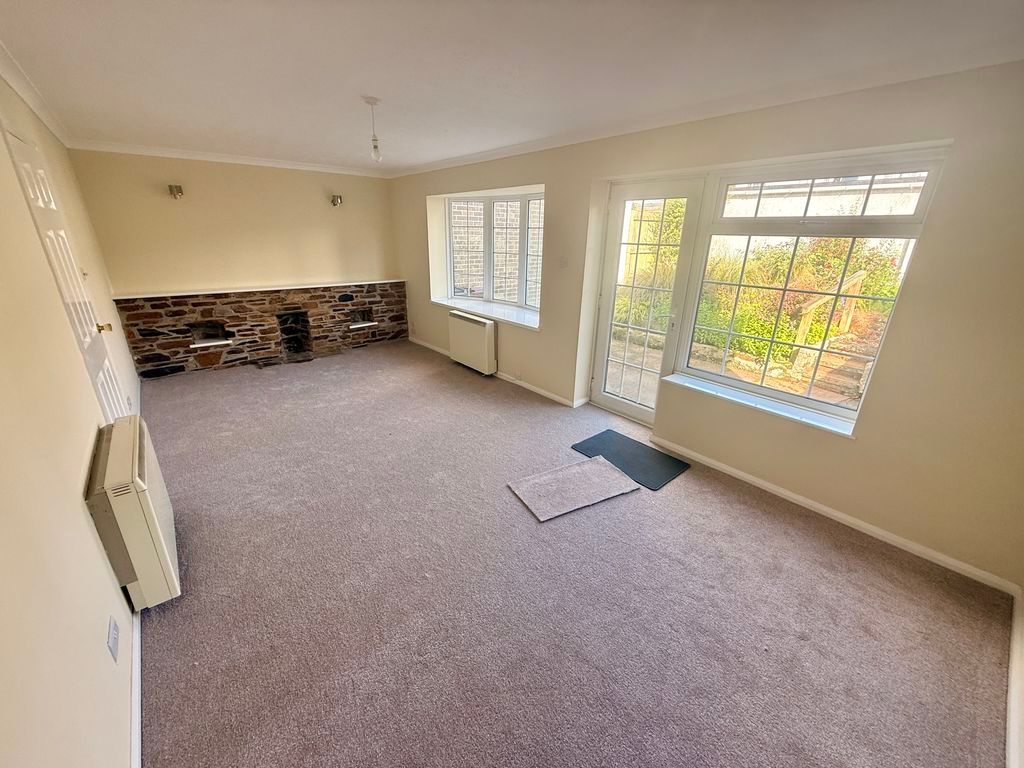 Property photo 3 of 13 Photo 24