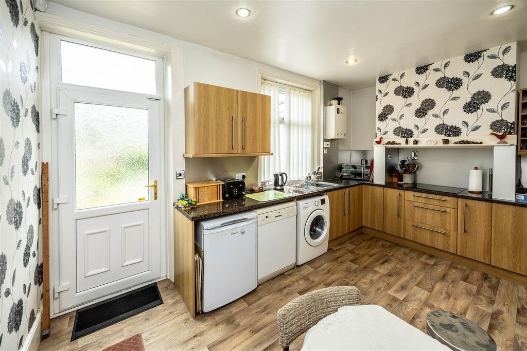Property photo 3 of 27 29Dshudds-070526-4.Jpg