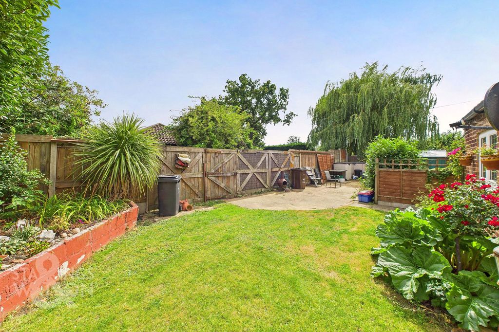 Property photo 3 of 26