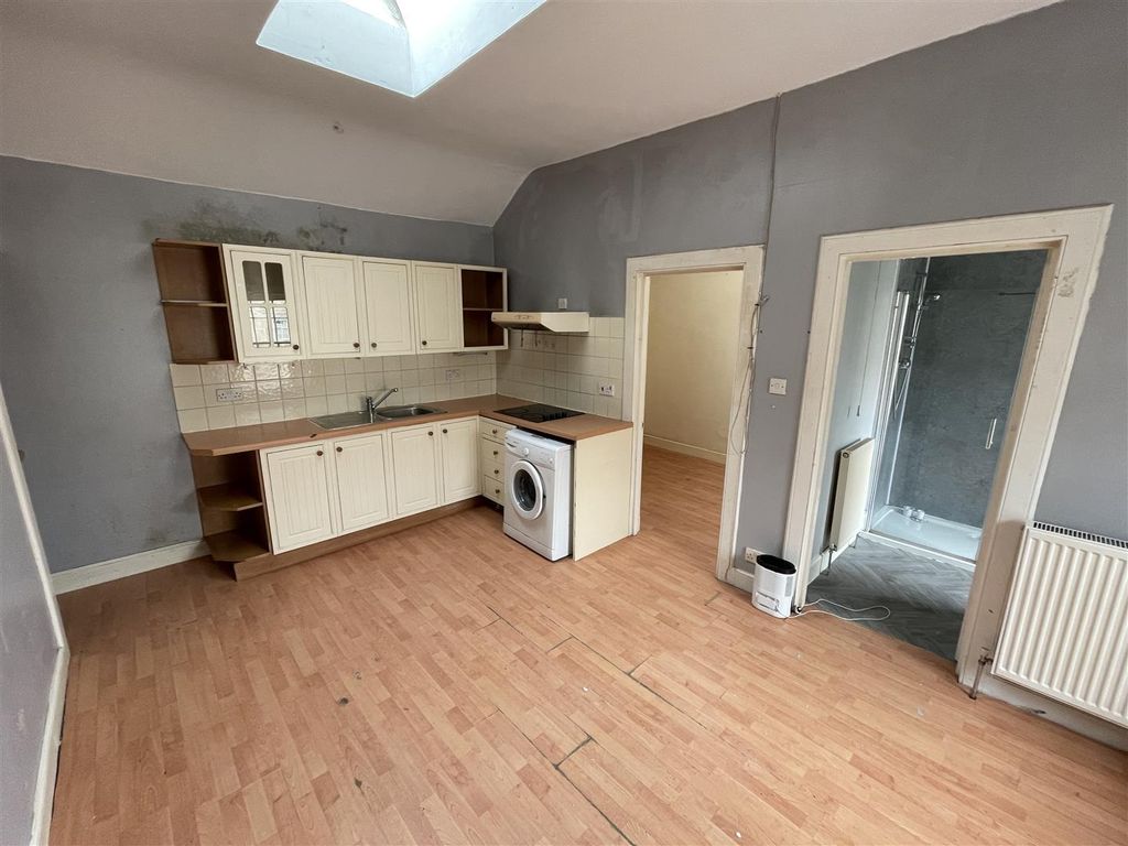 Property photo 2 of 12 Img_2134.Jpg