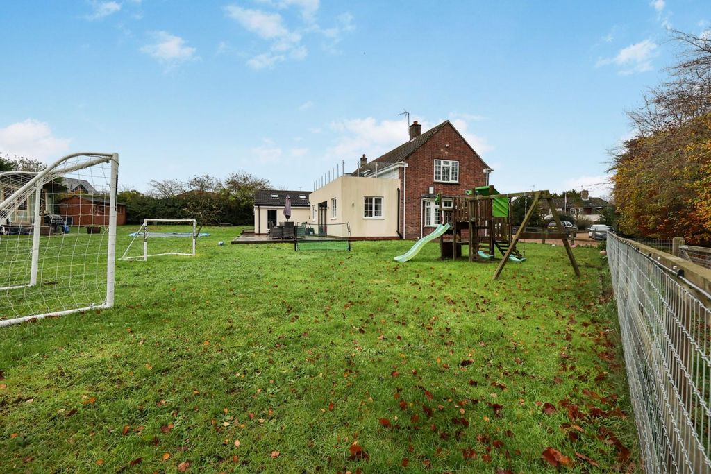 Property photo 3 of 35 Tlc_80F5d4cc-Dcac-4Cef-971B-F0F814c7c00E_841916F.J