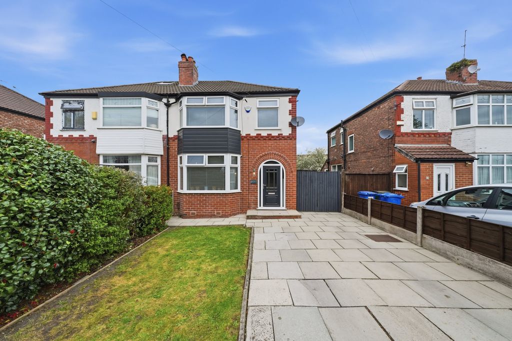Property photo 1 of 24
