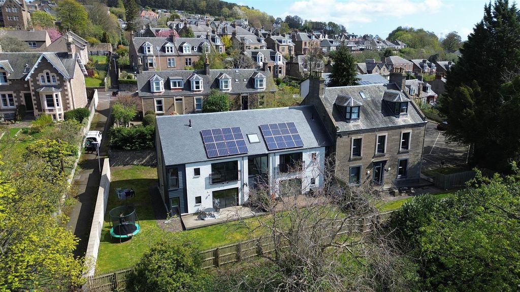 Property photo 1 of 34 Dji_0189.Jpg