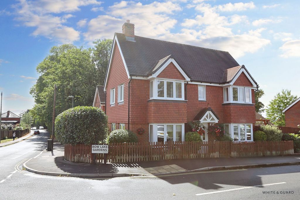 Property photo 1 of 14