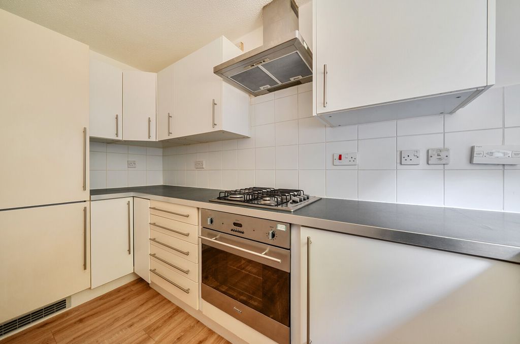 Property photo 3 of 17 1496658-1-6A5E51E...