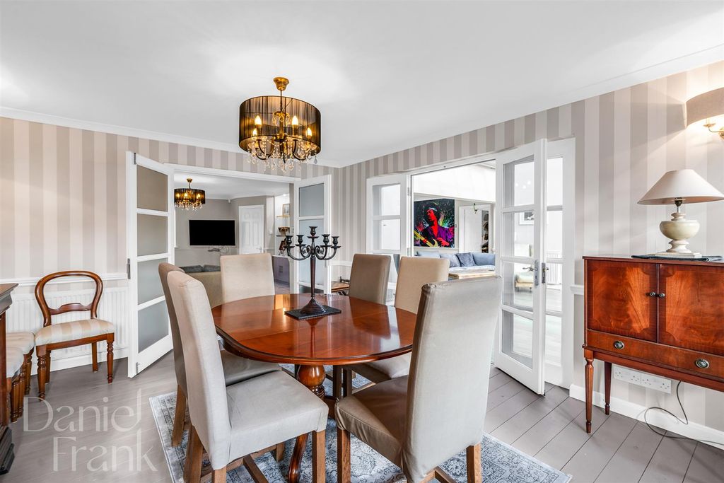 Additional image 10 of 5 bed detached house for saleTycehurst Hill, Loughton IG10