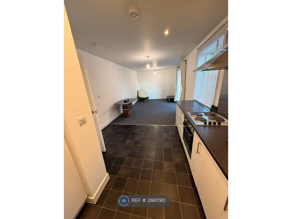 Property photo 1 of 12 Spacious Open Plan Kitchen & Living Area