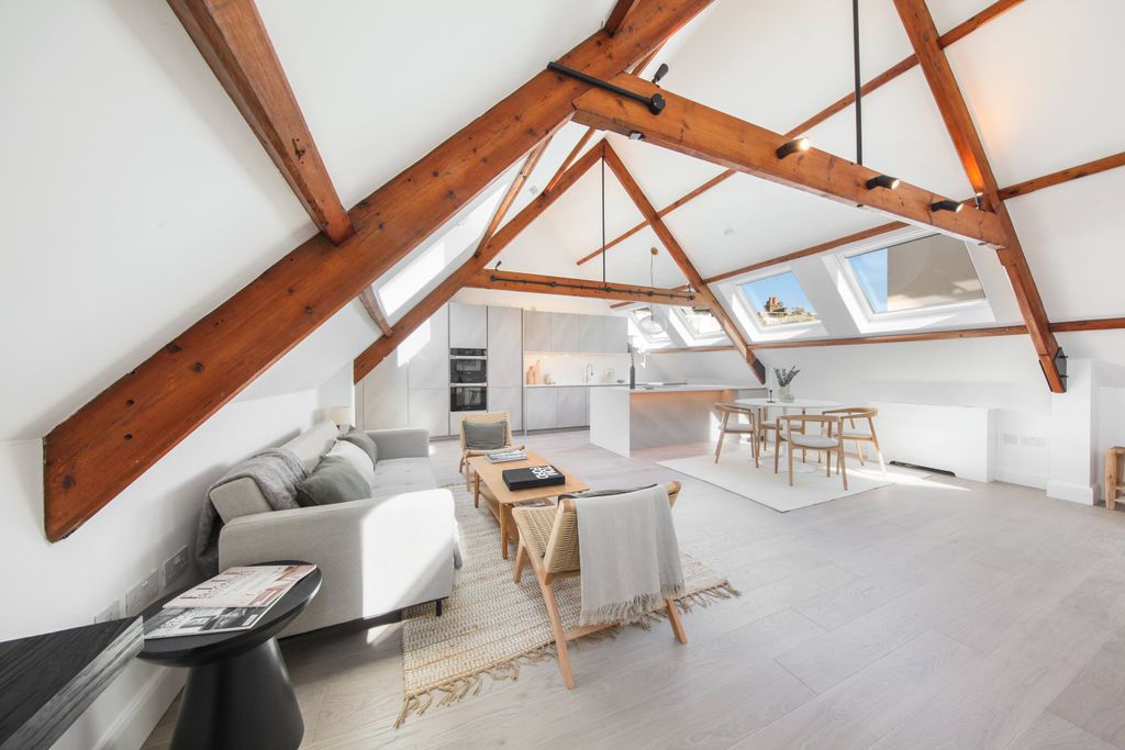 Property photo 1 of 11 57A St. Dionis Road - 3Gmjzxihjyg0Hwtx0Wkf.Jpg