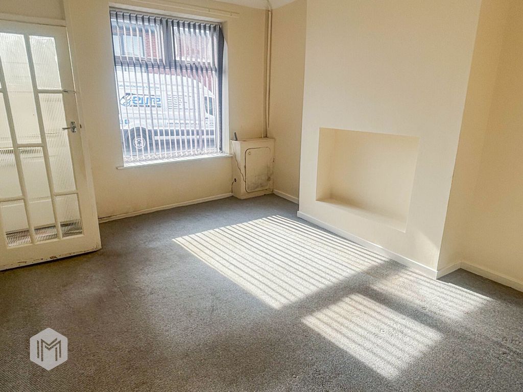 Property photo 3 of 8 Picture No. 06