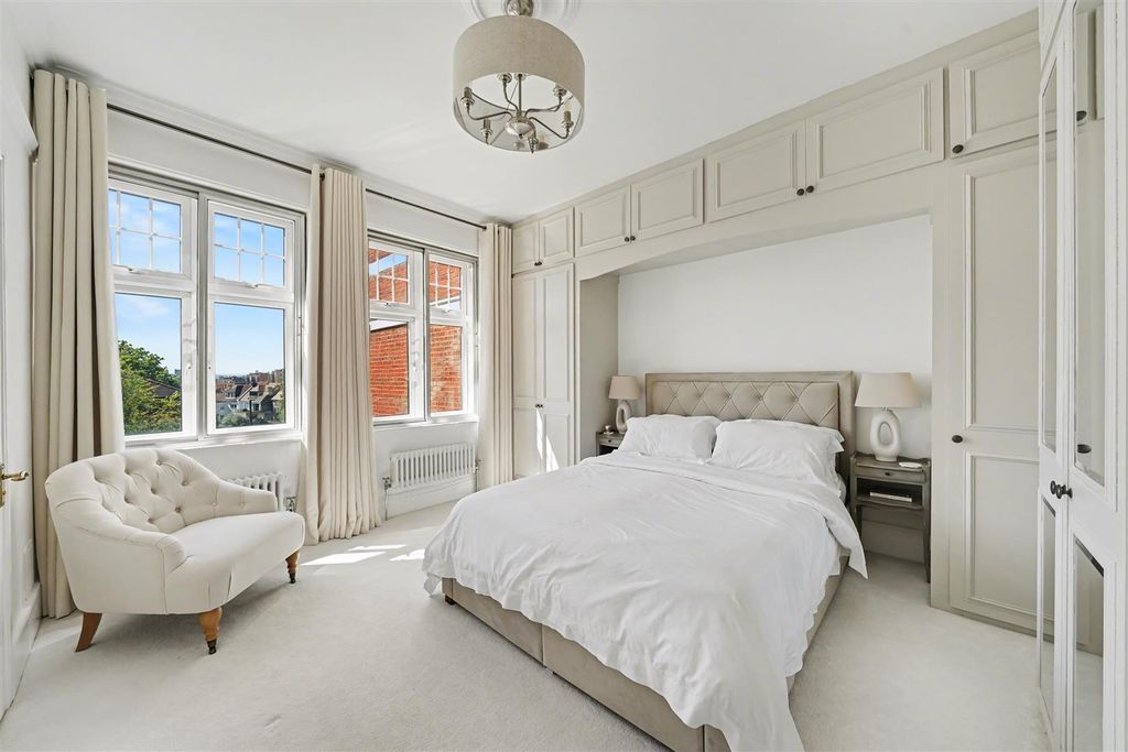 Property photo 3 of 10 Flat 16, Palace Court Nw3 6Dn-No Watermark-10.Jpg