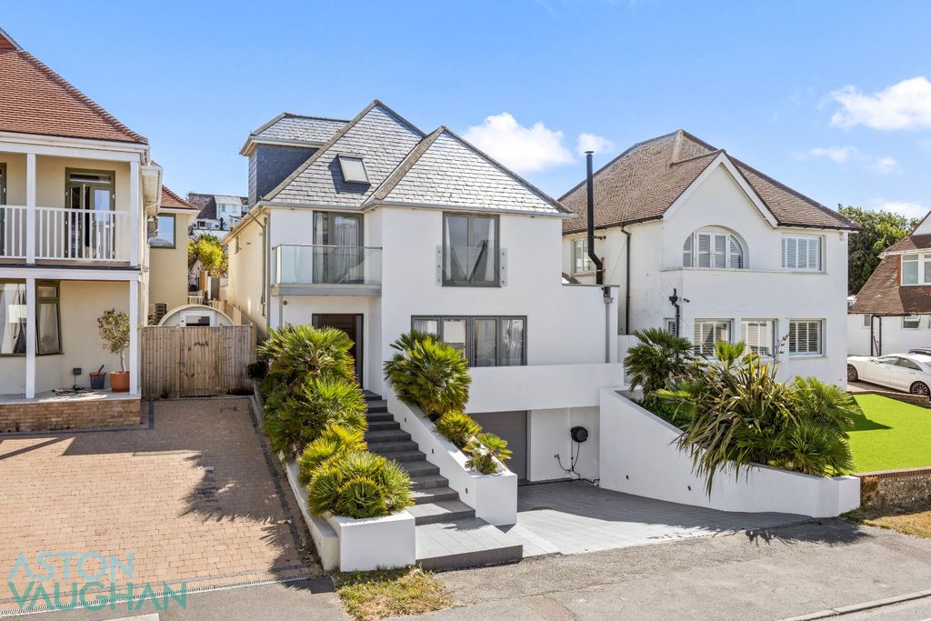 Property photo 2 of 36 4983464