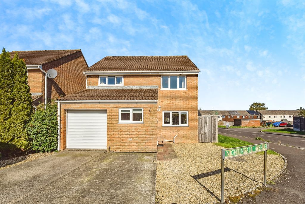 Property photo 1 of 19