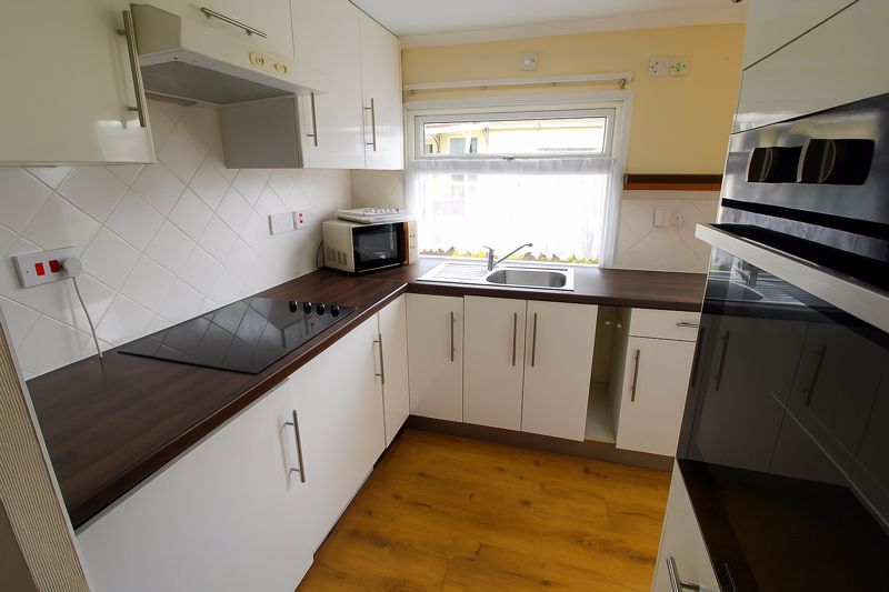 Property photo 3 of 9 Kitchen/Diner