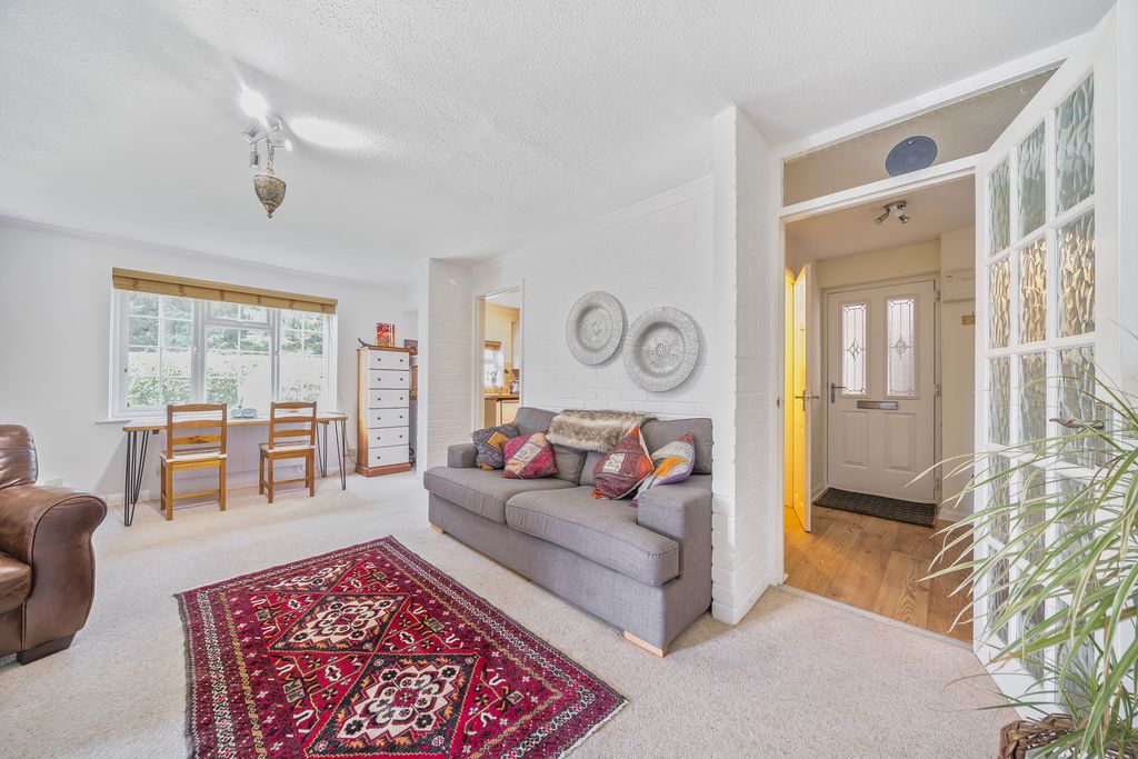 Property photo 3 of 17 Photo 13