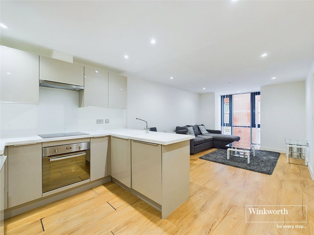 Property photo 2 of 11 Picture No. 20