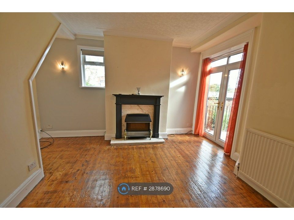 Property photo 2 of 29