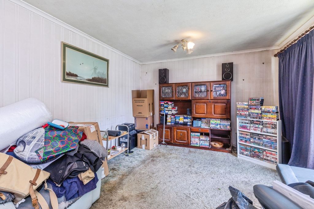 Property photo 3 of 5 Pbox-Img.Jpg