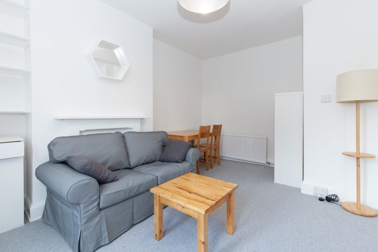 Property photo 1 of 8 227753