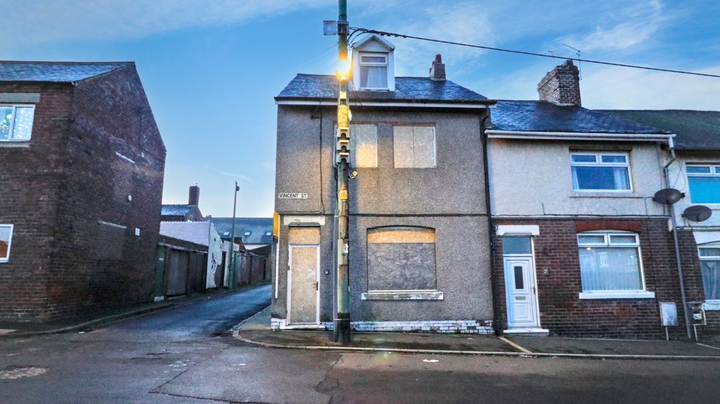 Property photo 1 of 22 1 &amp; 1A Vincent Street, Peterlee, Sr8 3Pp