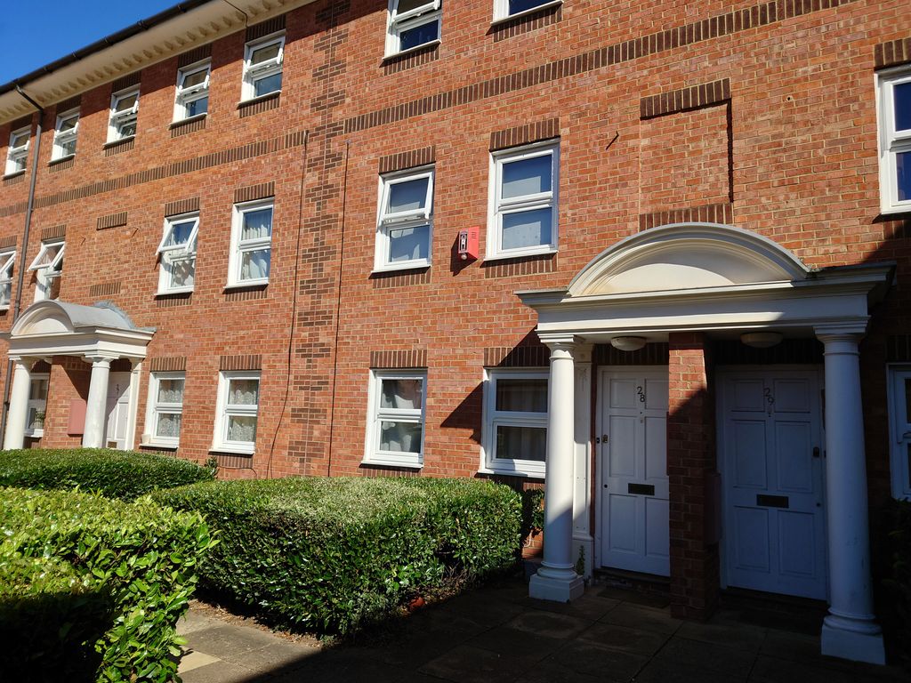 Property photo 1 of 2