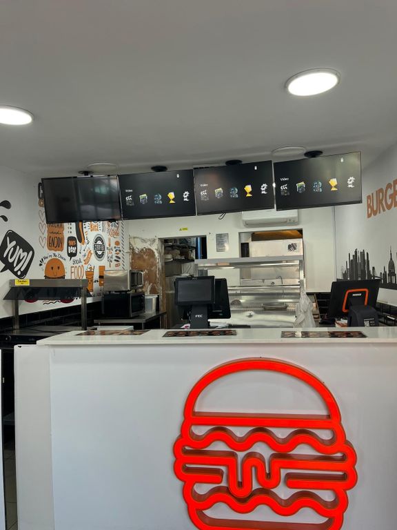 Property photo 2 of 23
