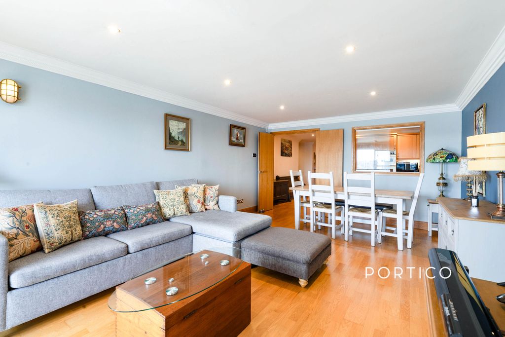 Property photo 3 of 18 Bal1