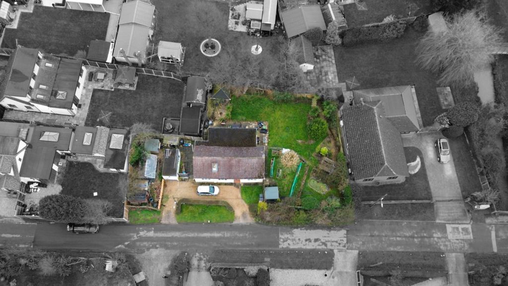 Property photo 2 of 19