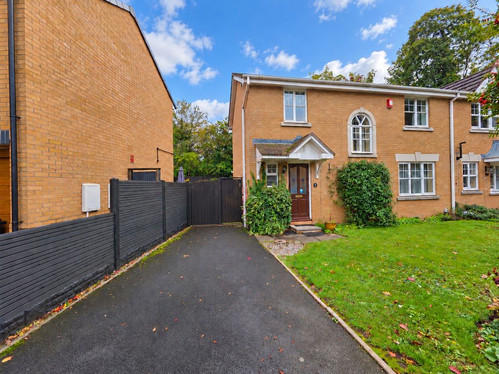 Property photo 1 of 11
