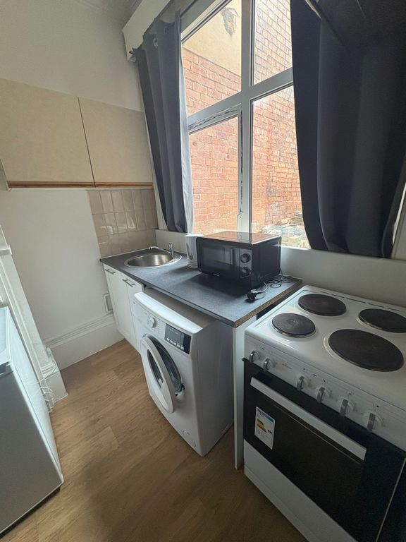 Property photo 2 of 3