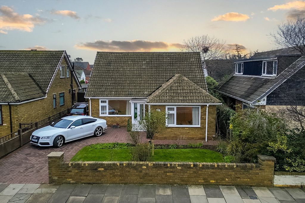 Property photo 1 of 23