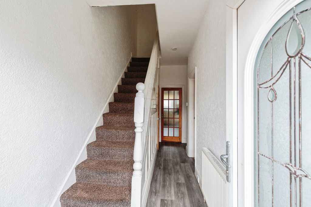 Property photo 2 of 23 Pbox-Img.Jpg